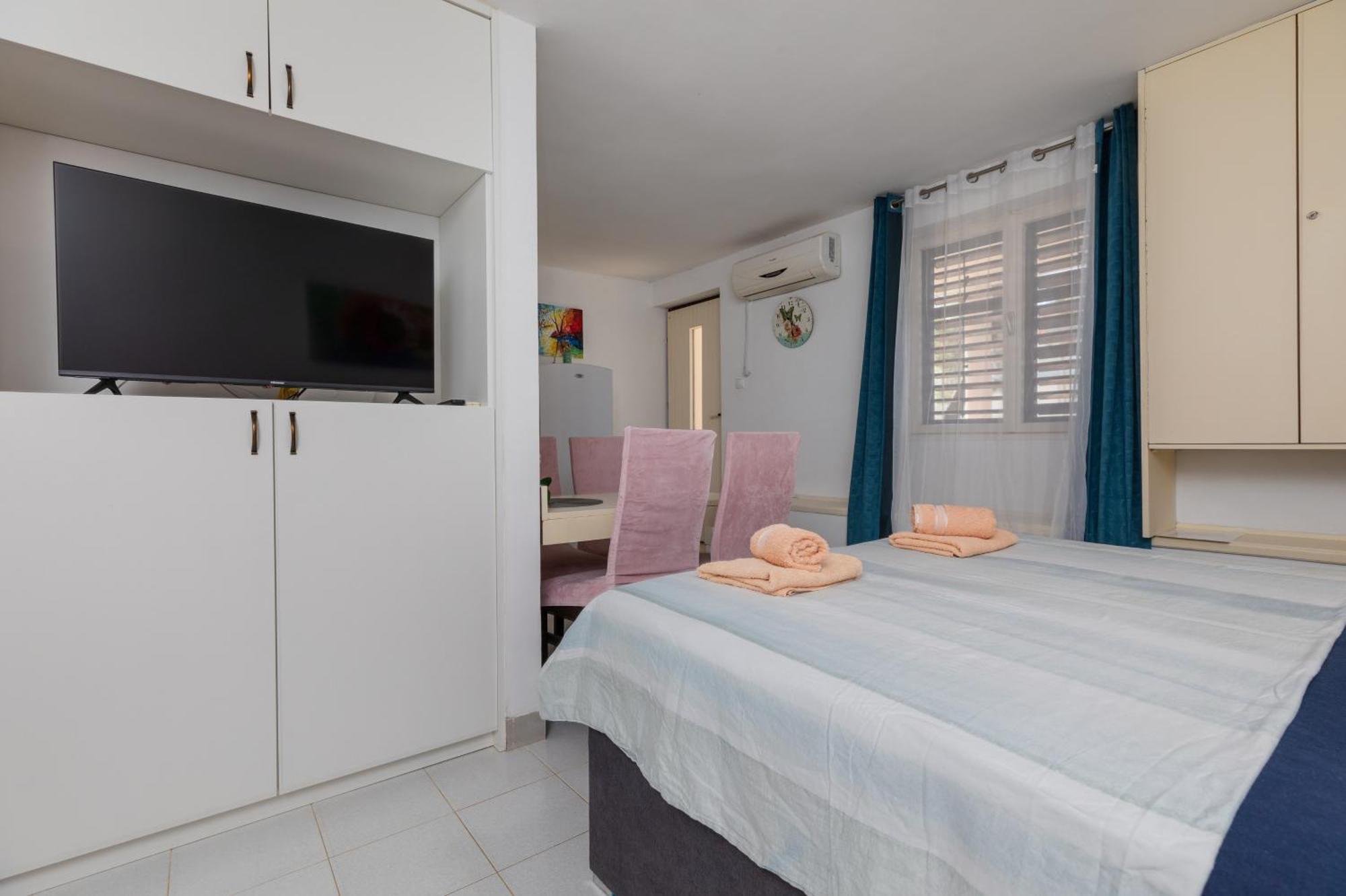 Apartments By The Sea Balica Rat, Omis - 1065 Exteriör bild