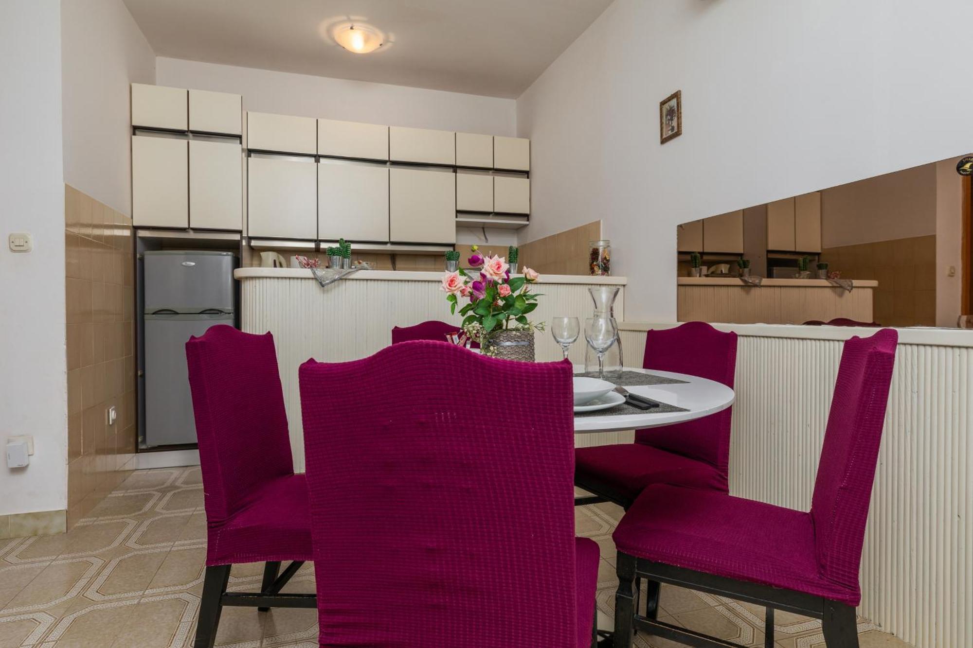 Apartments By The Sea Balica Rat, Omis - 1065 Rum bild